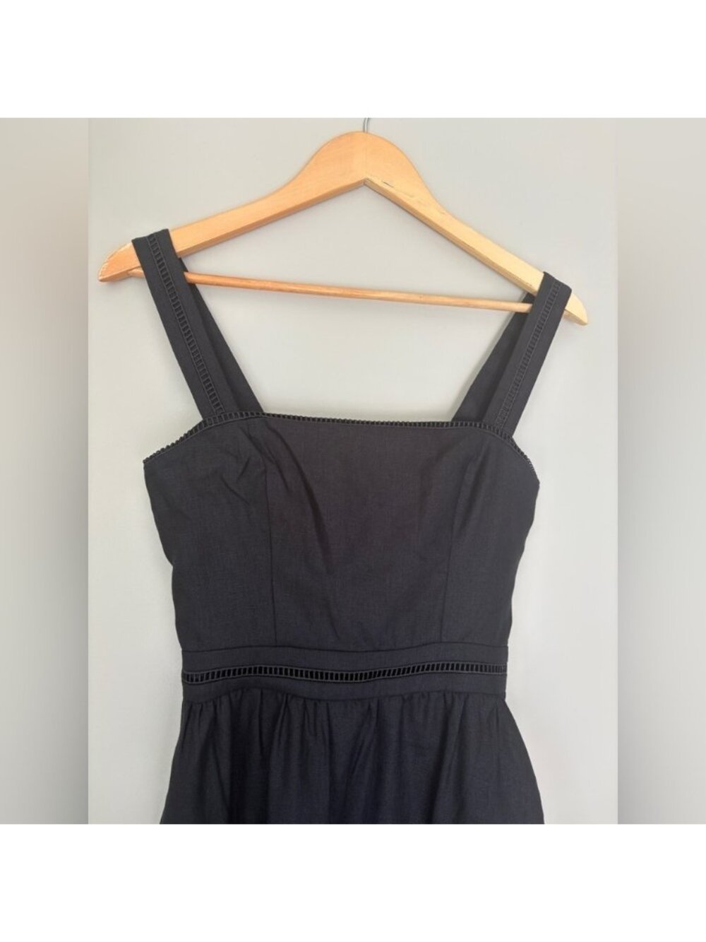 NEW Reformation Everett Sleeveless Linen Embroidered Midi Dress | US 6 UK 10 - Picture 14 of 15